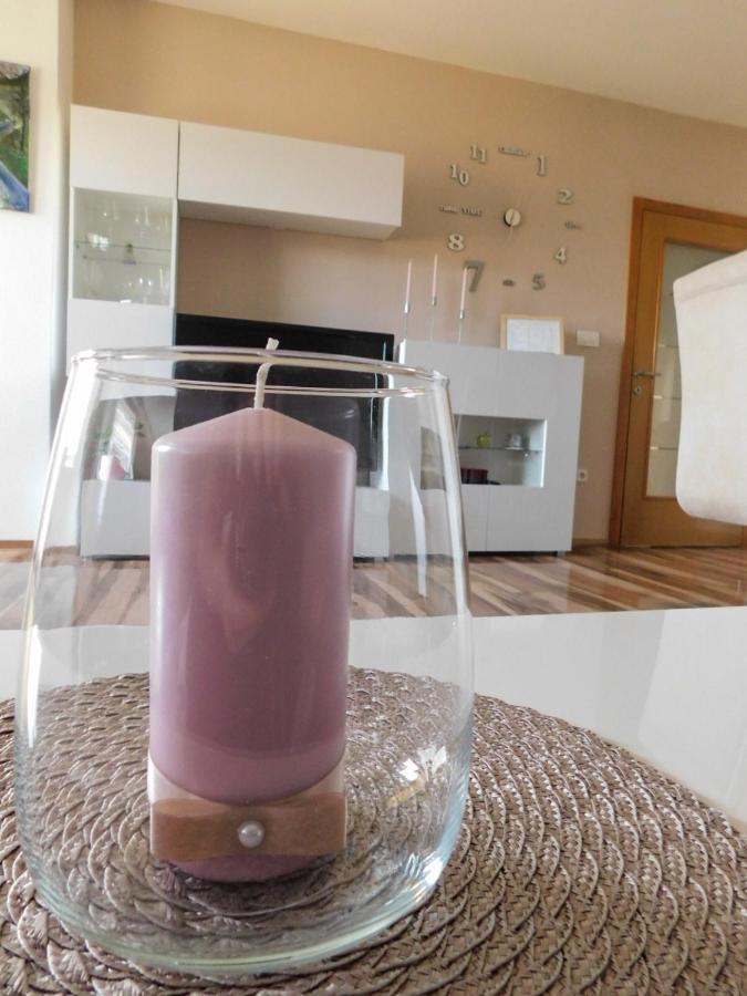 Apartman Lara Apartment *