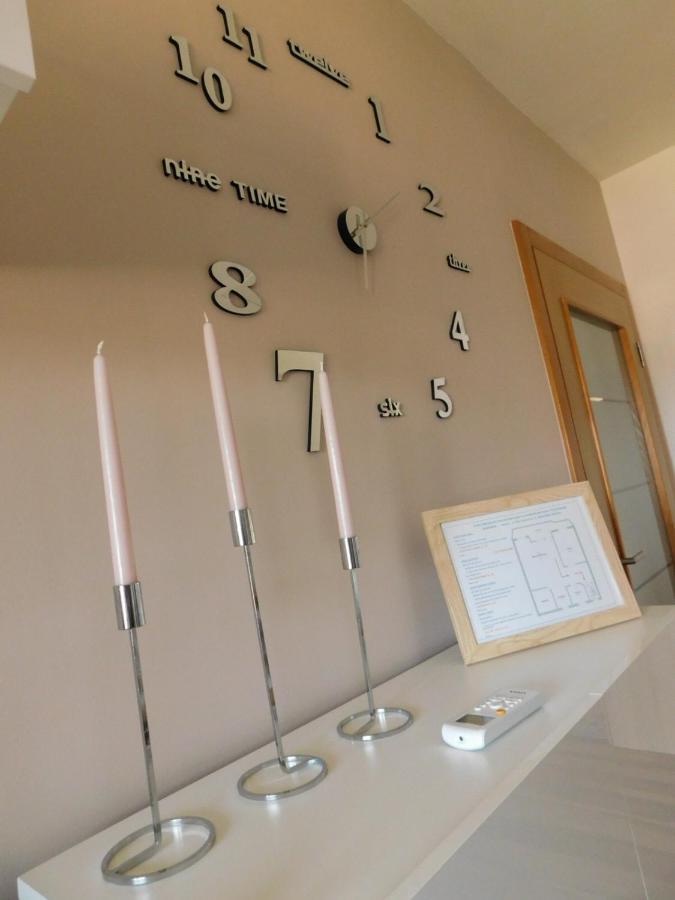 Apartman Lara Apartment *