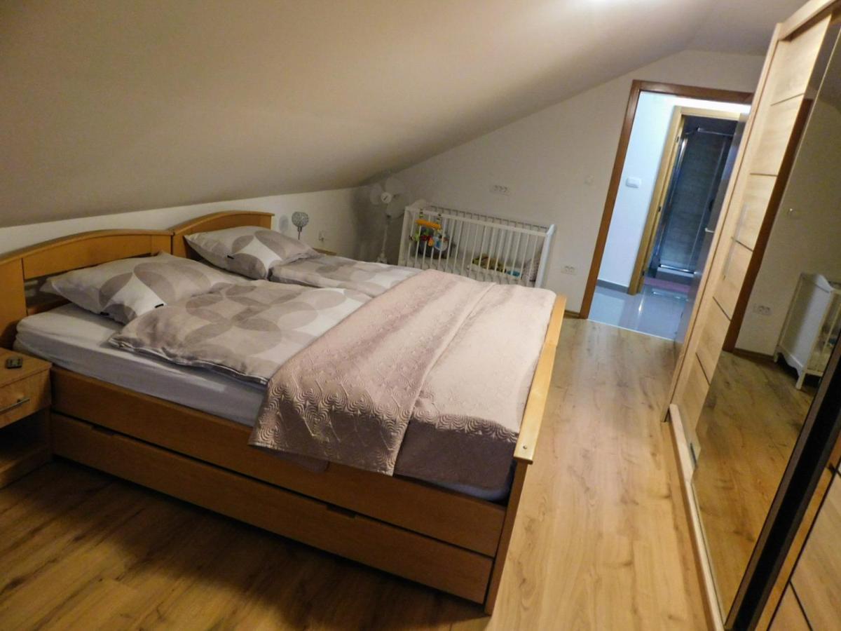 Apartman Lara Otocac