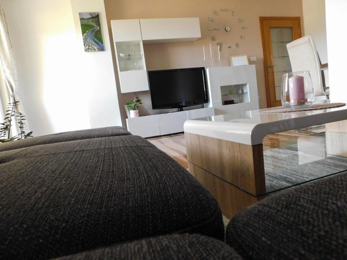 Apartman Lara * Otocac